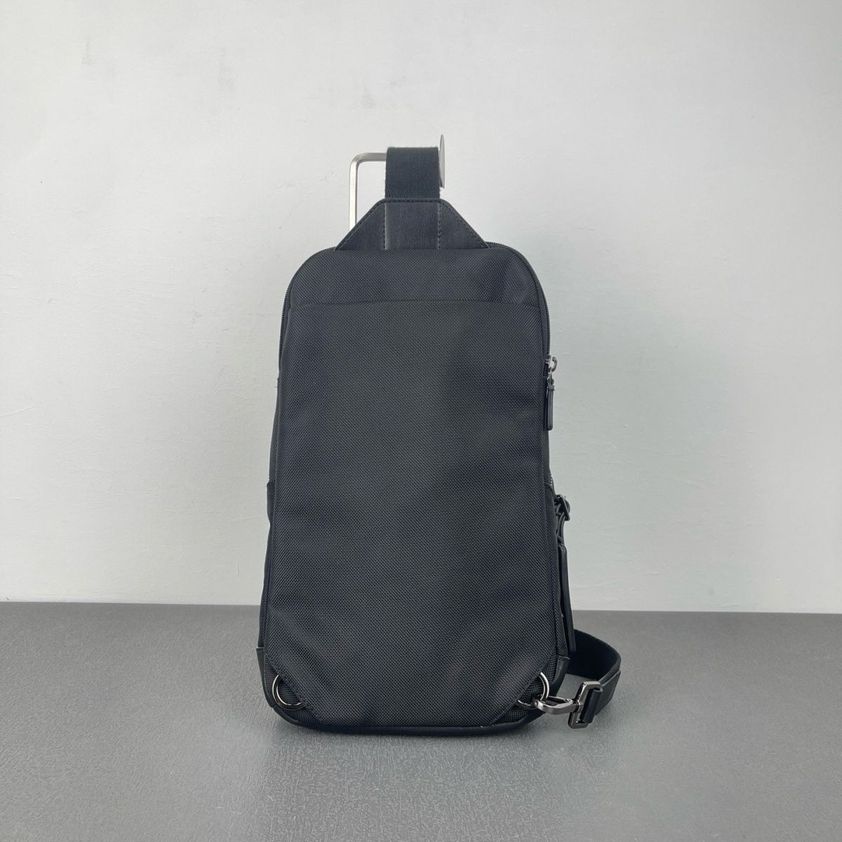 Casual Nylon Chest Bag for Men – Sling Backpack Shoulder Bewertung und Preis